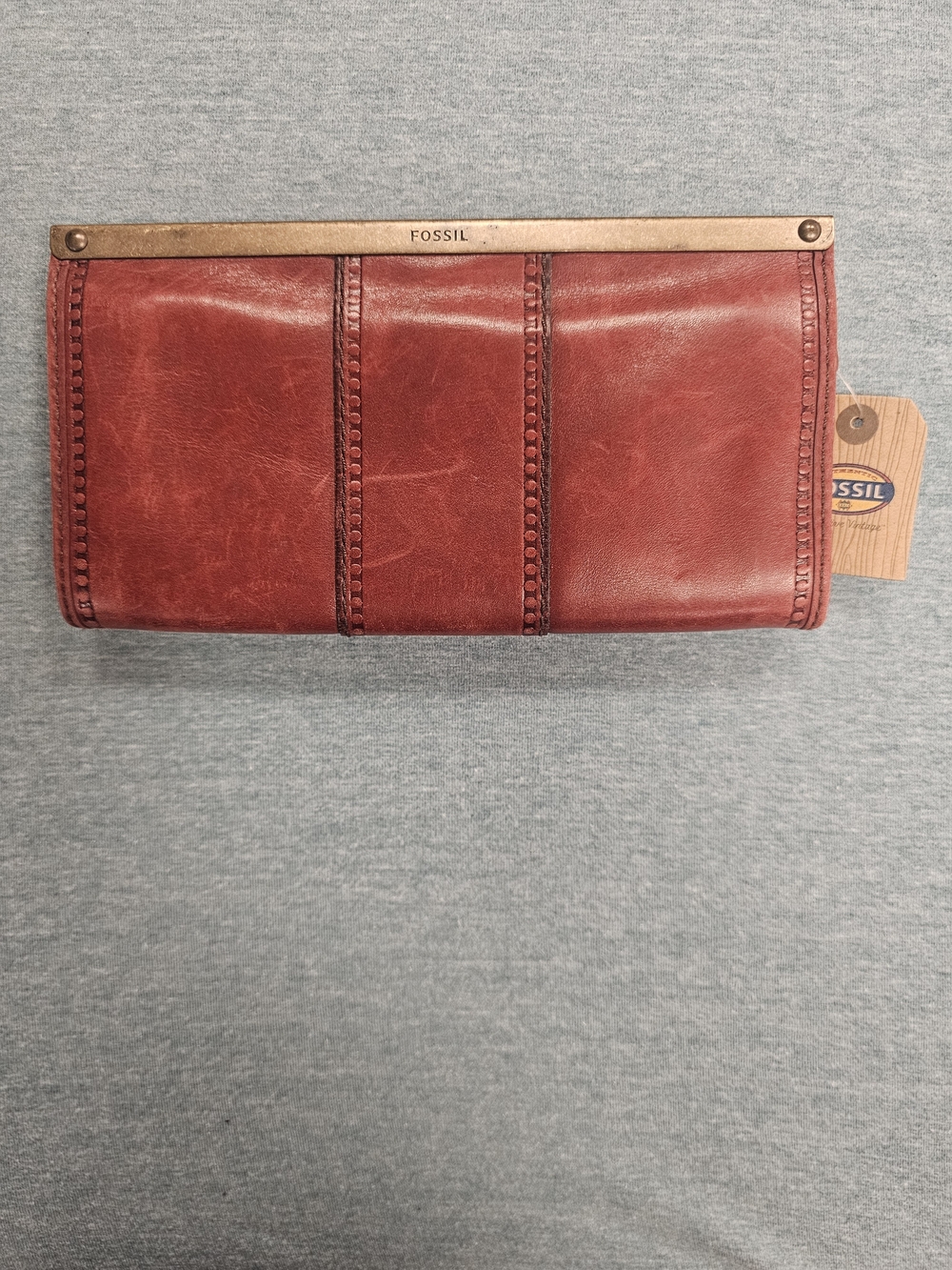 Fossil Red Leather Clutch Wallet with Brass Trim - Picture 3 of 4